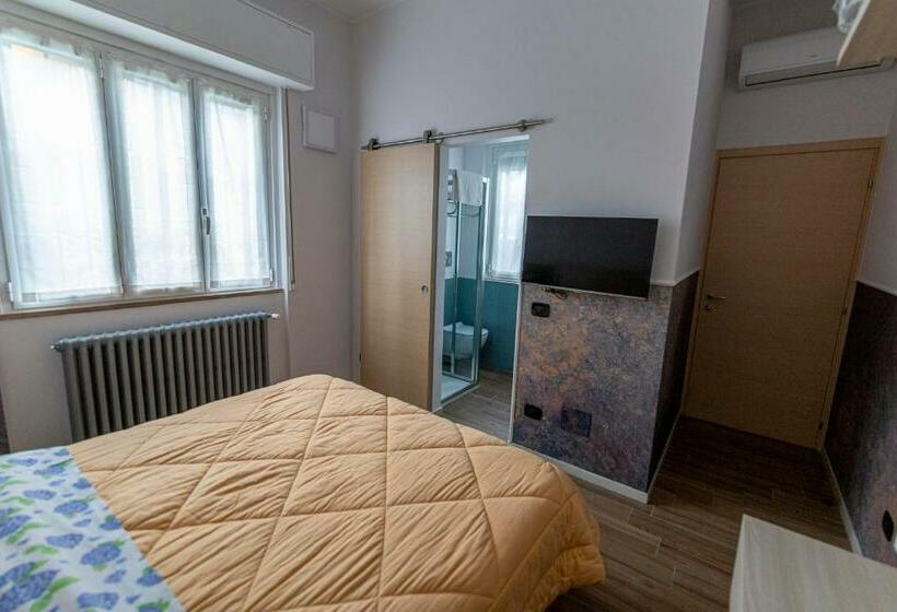 غرفة قياسية, Il Giardino Di Fiorina