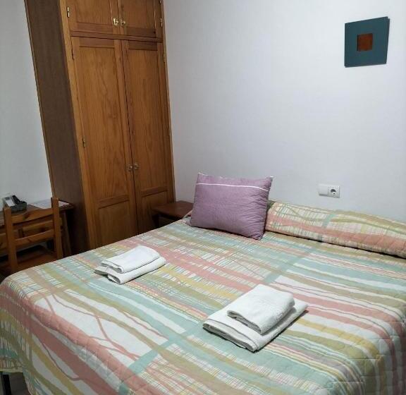 חדר דלוקס, Ochomin Hostel