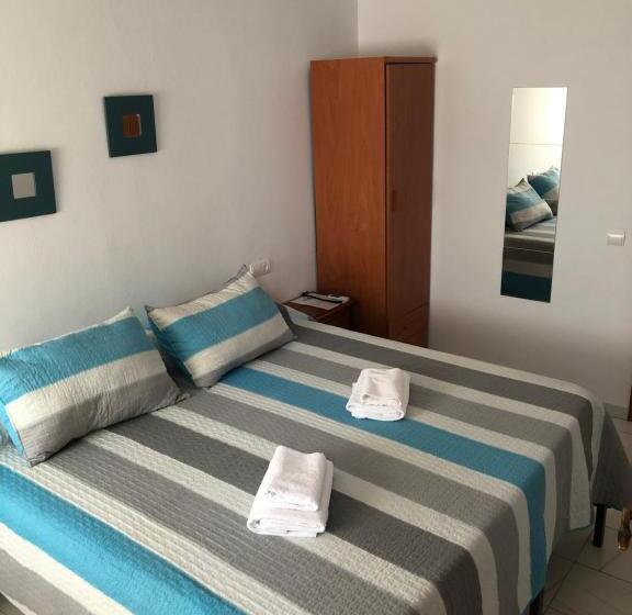 חדר דלוקס, Ochomin Hostel