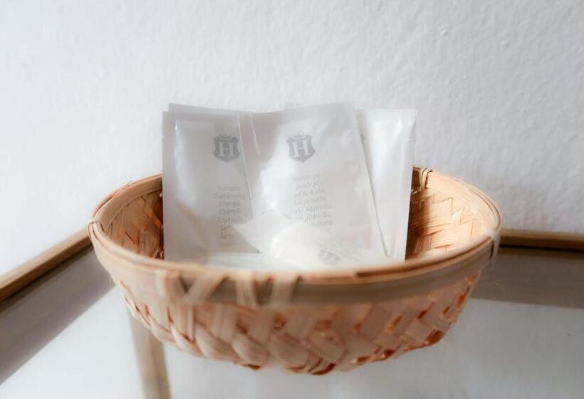 חדר דלוקס, Ochomin Hostel