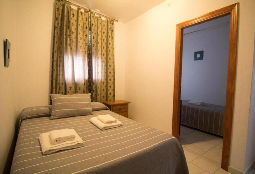 Семейный Номер, Ochomin Hostel