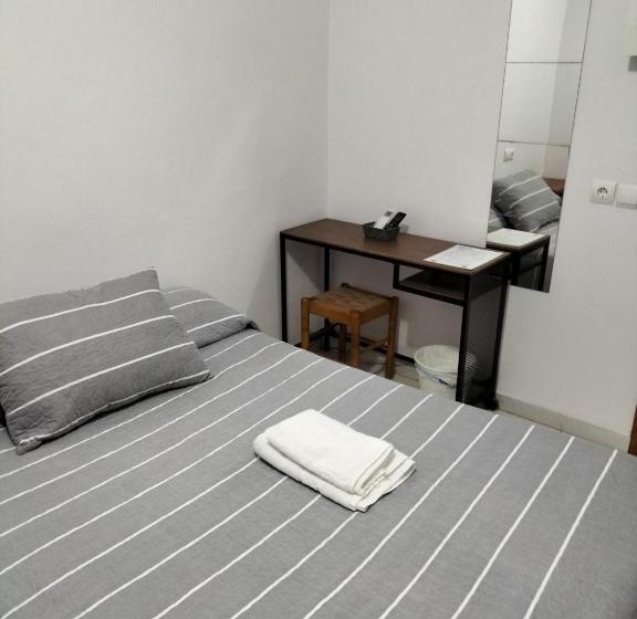 חדר סטנדרט, Ochomin Hostel