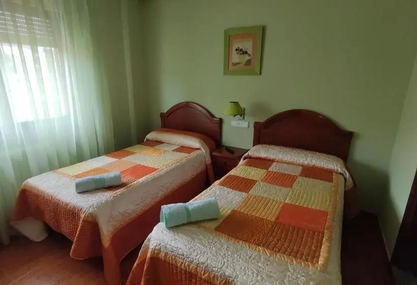 スタンダードルーム, Pension Parrilla Casa Vicente