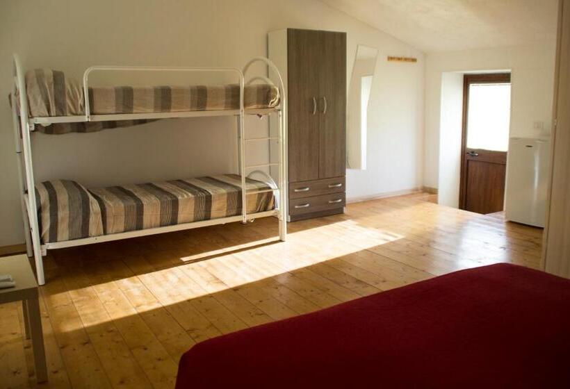 디럭스 룸, Fontana La Pietra