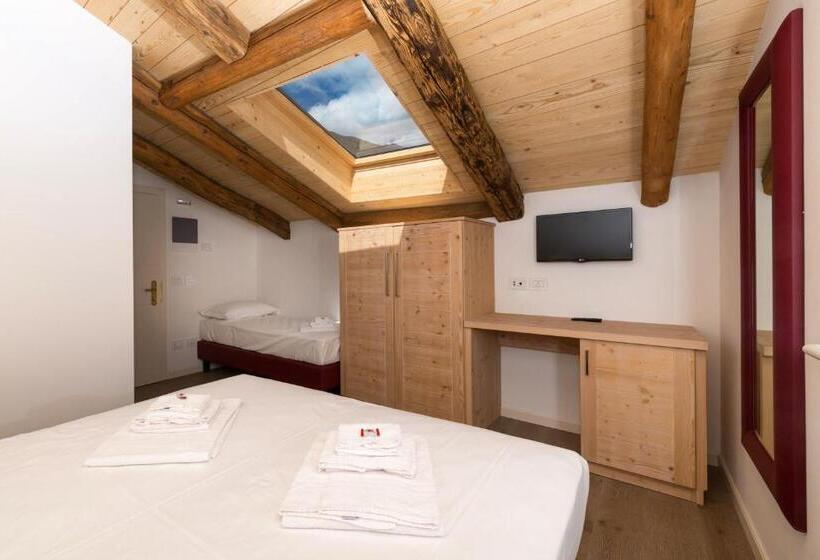 スタンダードトリプルルーム, Colle Ameno Room And Breakfast