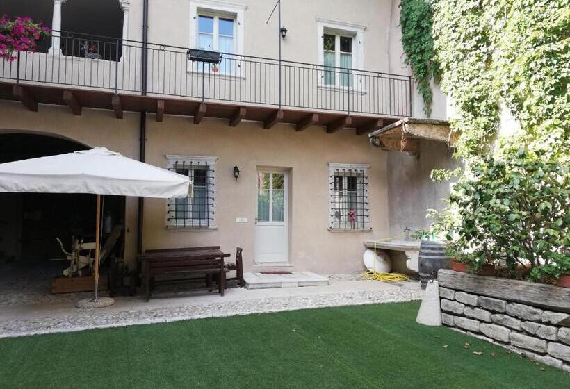 １階の１ベッドルームアパートメント, Colle Ameno Room And Breakfast