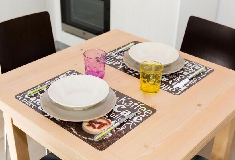 Апартаменты 1 Спальня Вид на Сад, Colle Ameno Room And Breakfast