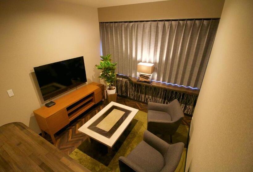 スタンダードスタジオ, R&run Kyoto Serviced Apartment & Suites