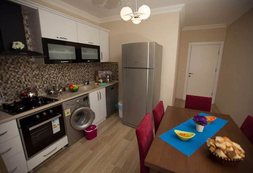 Апартаменты 2 Спальни Вид на Море, Yomra Residence