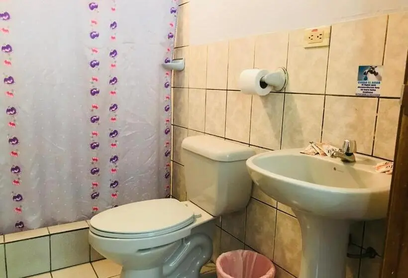 スタンダードトリプルルーム, Hostal Princesa Maria