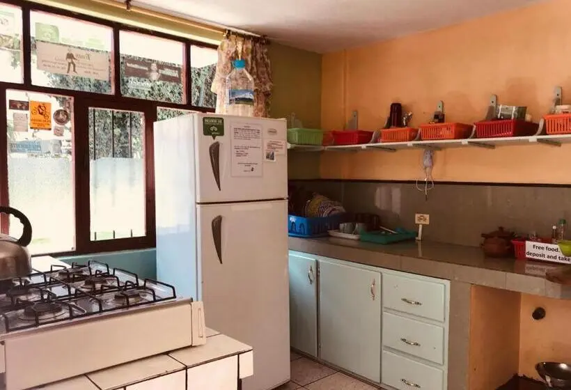 ルームシェアのワンベッド, Hostal Princesa Maria