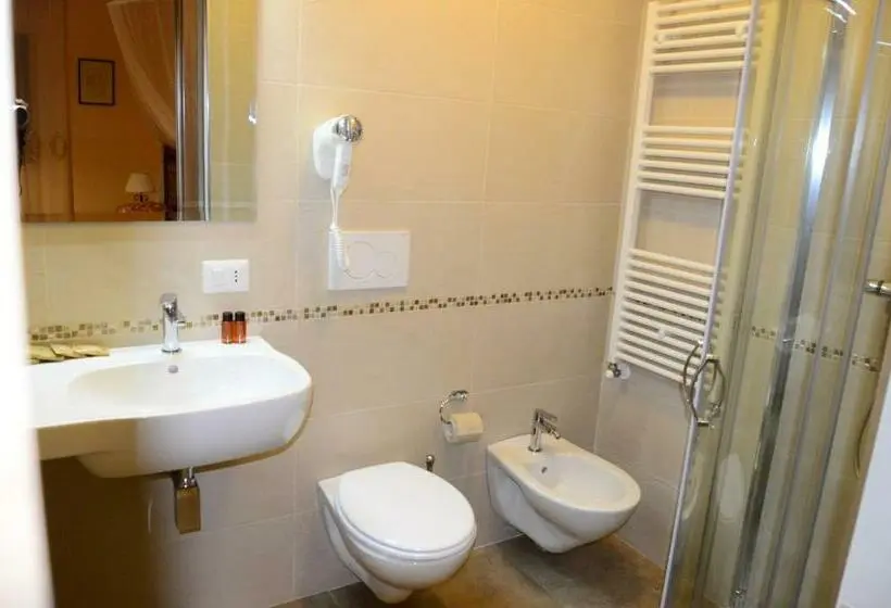 اتاق استاندارد سه نفره, Agriturismo Valle Verde