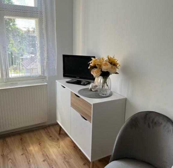 اتاق استاندارد, Edgari Guesthouse