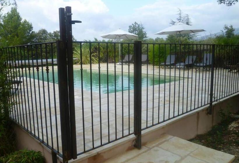 Вилла 1 Спальня Вид на Сад, Les Tournillayres