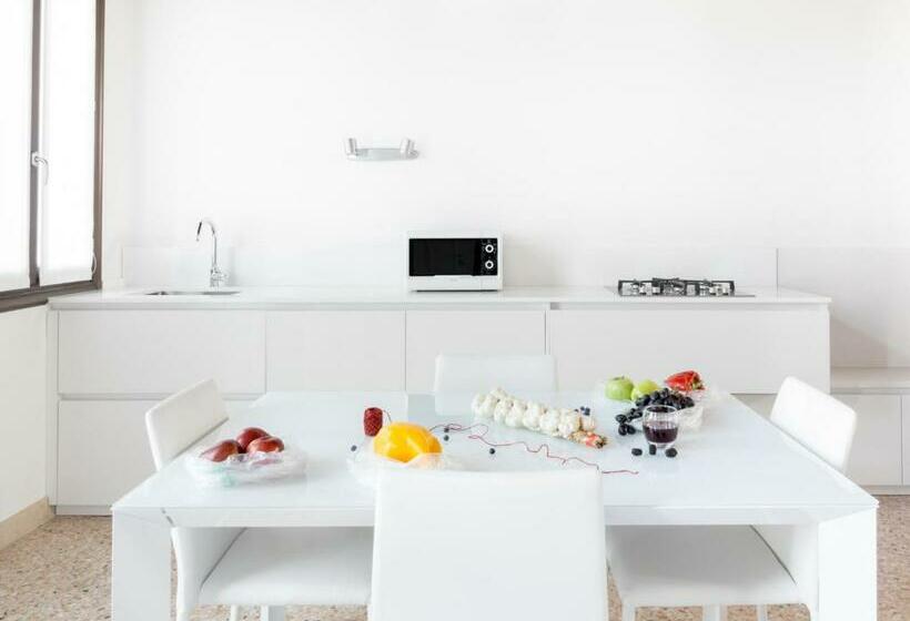 דירת חדר נוף לגינה, Residence Le Bugne