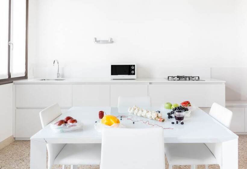 דירת חדר נוף לגינה, Residence Le Bugne