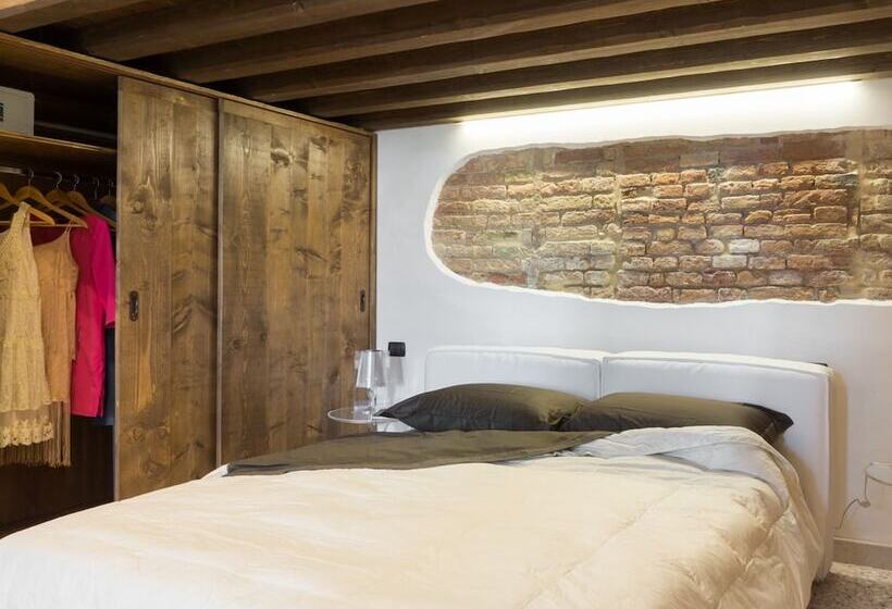 דירת חדר נוף לגינה, Residence Le Bugne