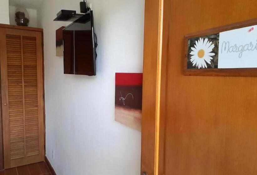 Студия Стандарт, Pousada R.n.c. Nosso Paraíso