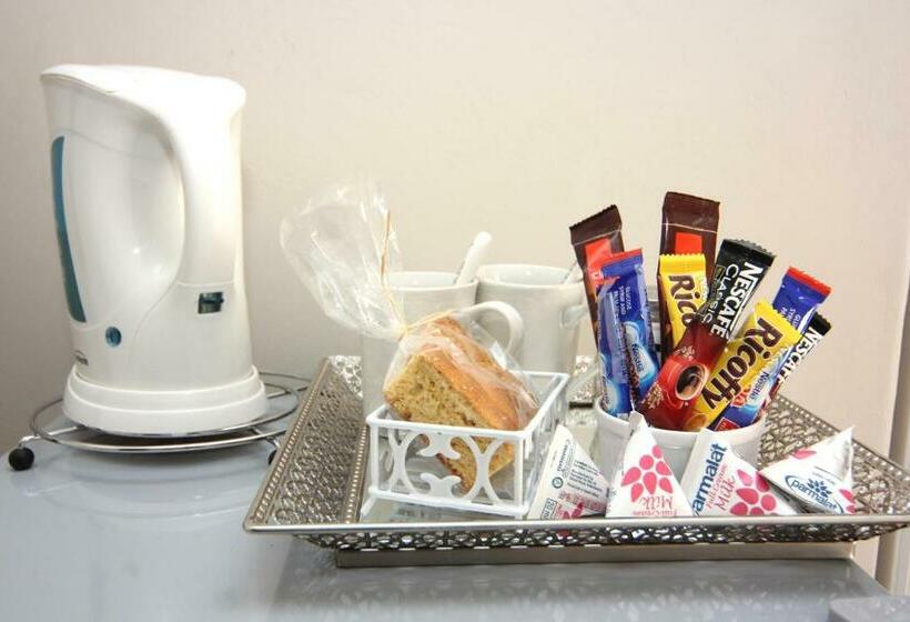 اتاق استاندارد, The Symphony Guest House