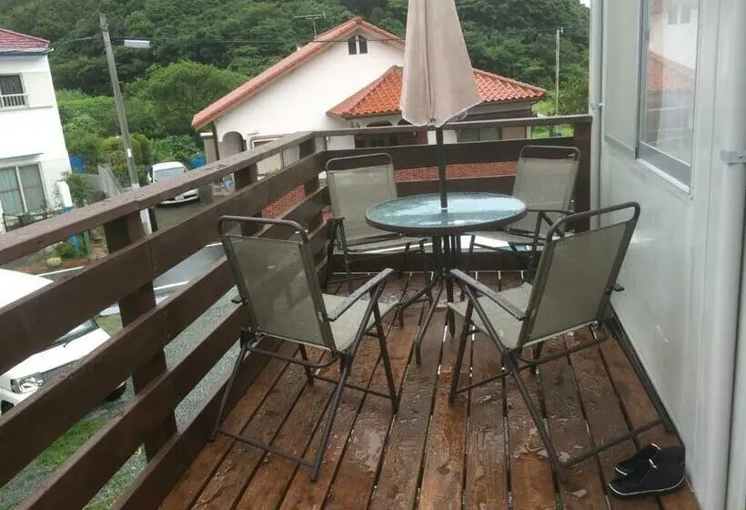 Perhehuone, Dining Pension Ezura