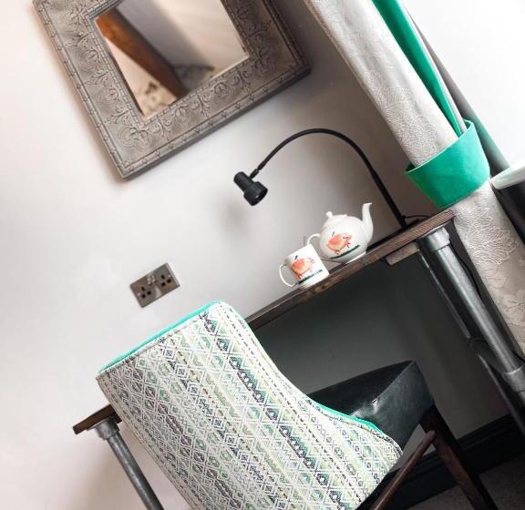 Номер Стандарт, Helen Browning's Royal Oak