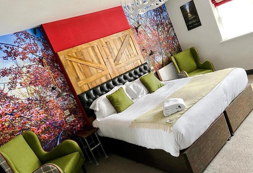 ファミリールーム, Helen Browning's Royal Oak