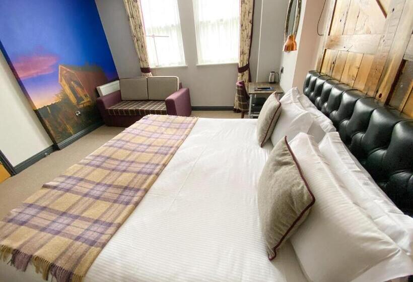 スーペリアファミリールーム, Helen Browning's Royal Oak