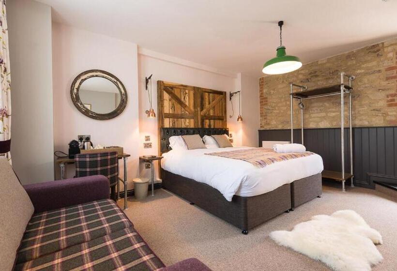 スーペリアファミリールーム, Helen Browning's Royal Oak