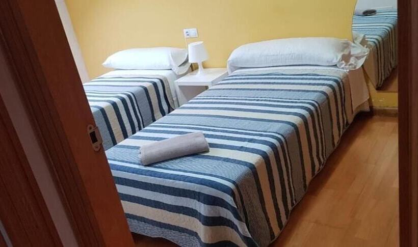 غرفة قياسية, Pensión 9 De Abril