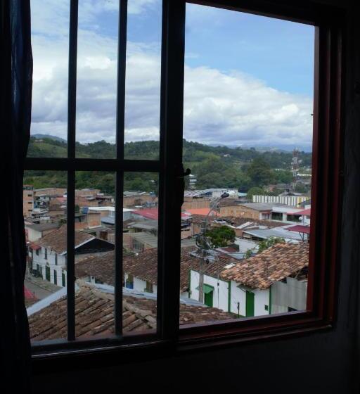 スタンダードルーム, Hostal Música Y Arte