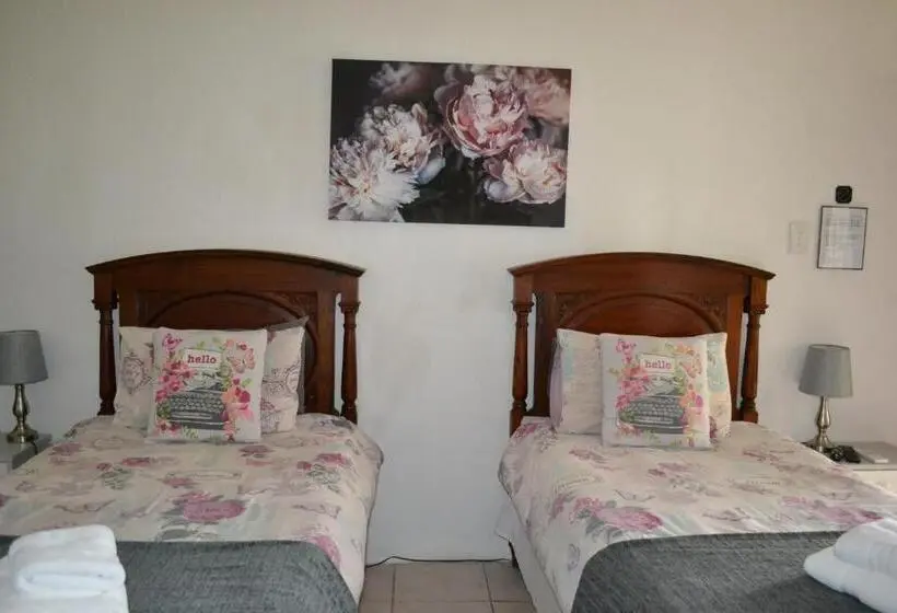 اتاق استاندارد, Travel North Guesthouse