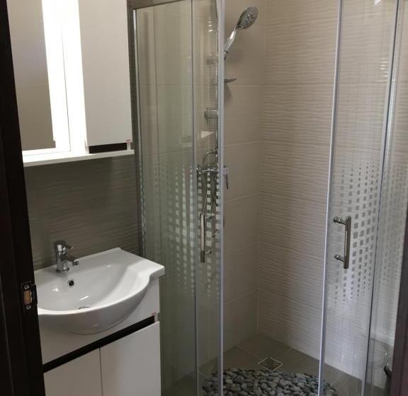 豪华工作室, Kristály Apartmanok