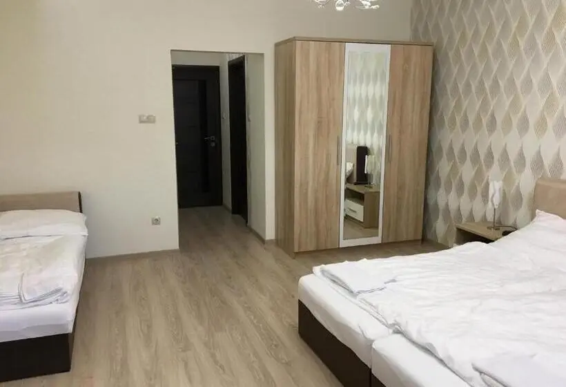 スタンダード4人部屋, Kristály Apartmanok