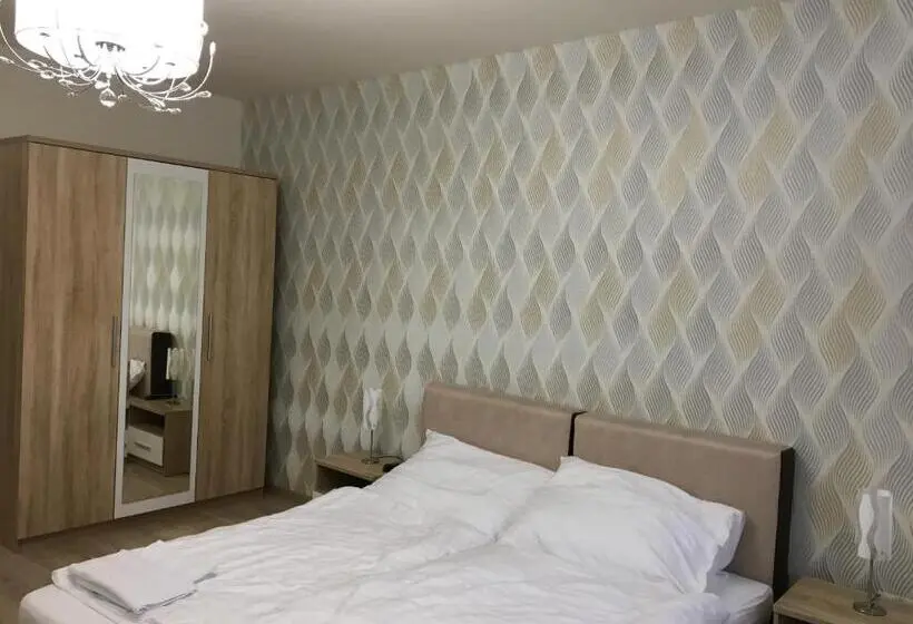 スタンダード4人部屋, Kristály Apartmanok