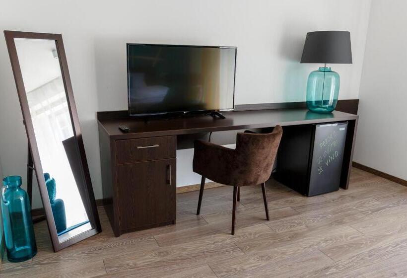 غرفة قياسية مزوَّدة بشُرفة, Penzión V Inom Svete