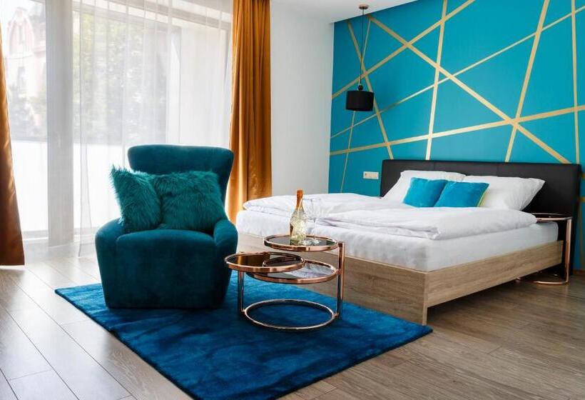 غرفة قياسية مزوَّدة بشُرفة, Penzión V Inom Svete