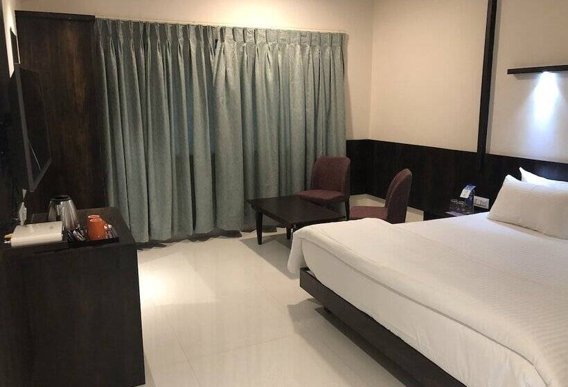 غرفة ديلوكس, Kyriad Hotel Vijayapura