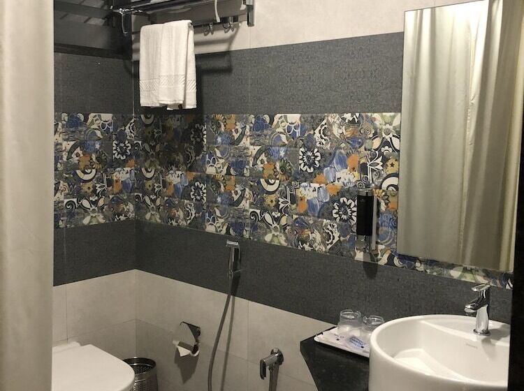 Люкс, Kyriad Hotel Vijayapura