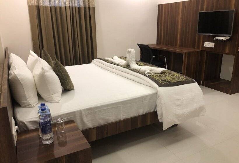 جناح, Kyriad Hotel Vijayapura