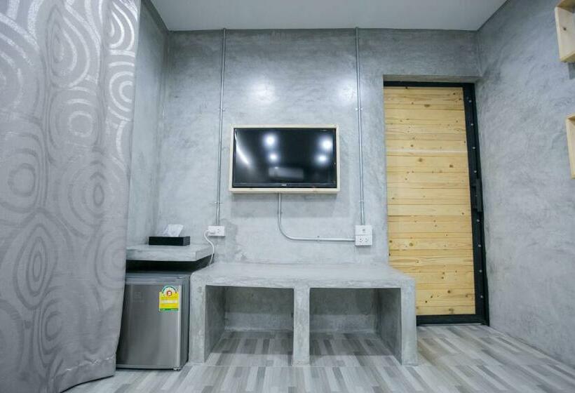 经典四人房间, Classiccar Caravan