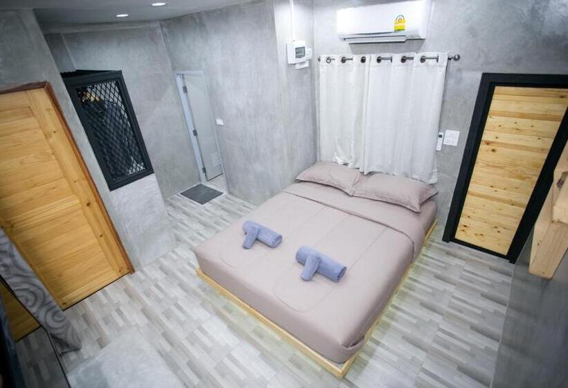 豪华房间, Classiccar Caravan