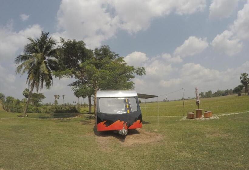 标准间, Classiccar Caravan