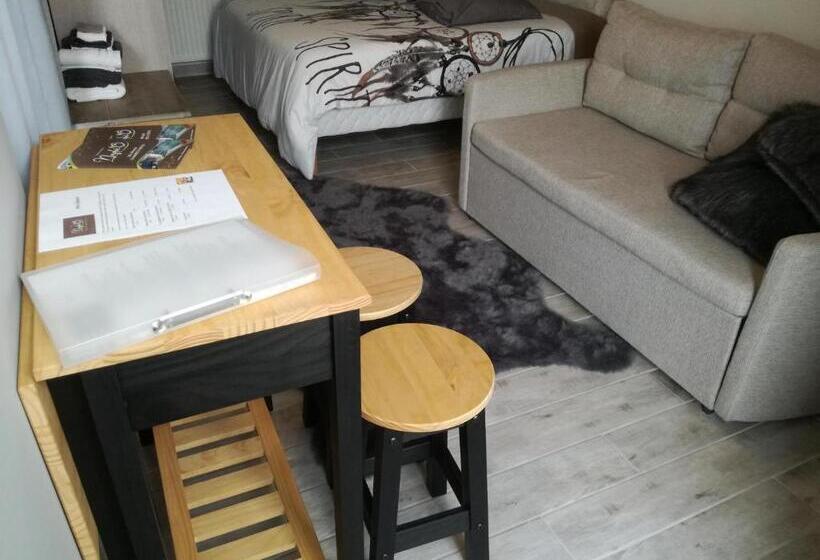 스탠다드 룸, Naphéo