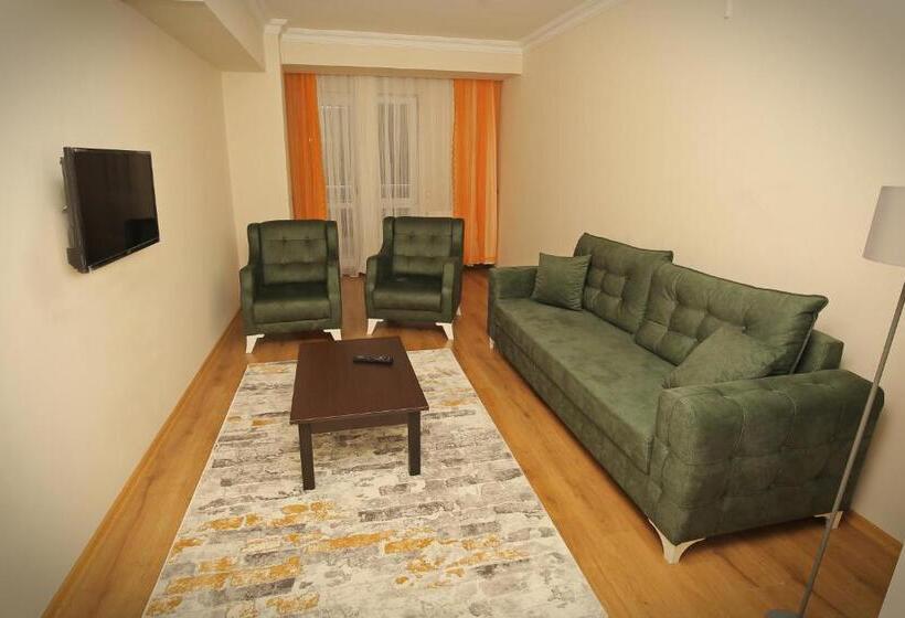 غرفة قياسية مزوَّدة بشُرفة, Ozkanlar Apart