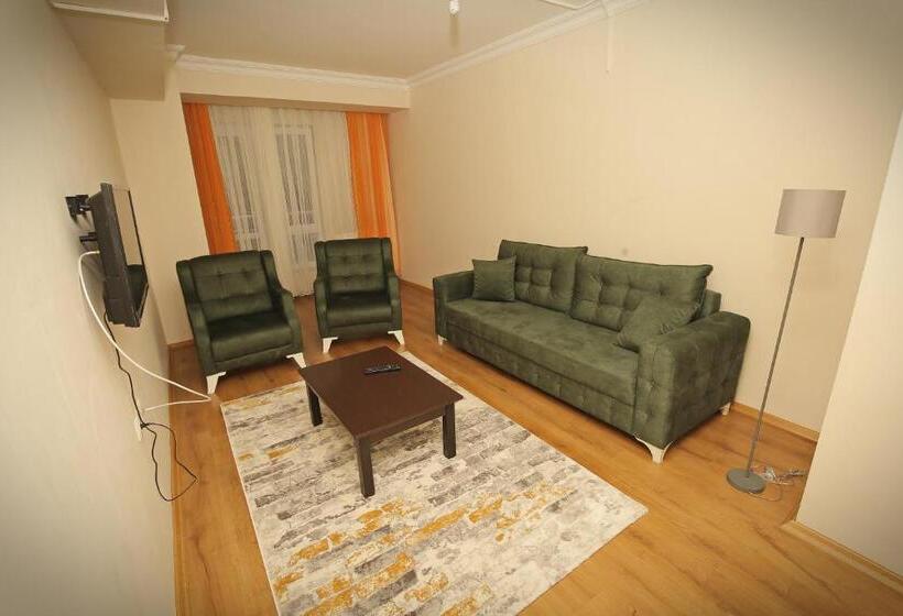 غرفة قياسية مزوَّدة بشُرفة, Ozkanlar Apart