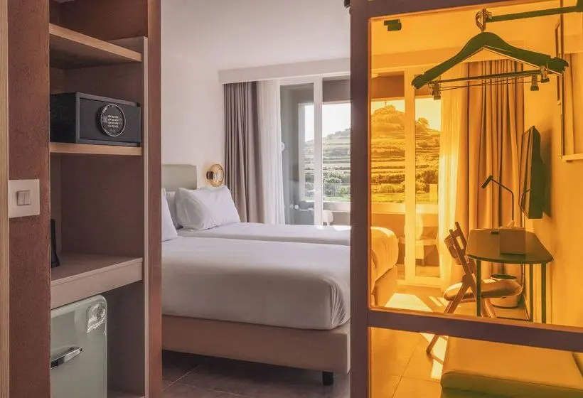 اتاق استاندارد با بالکن, Ben Marsalforn, Affiliated by Meliá