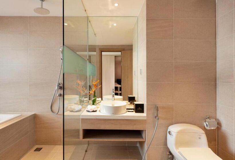 اتاق لوکس با چشمانداز دریا, Dqua