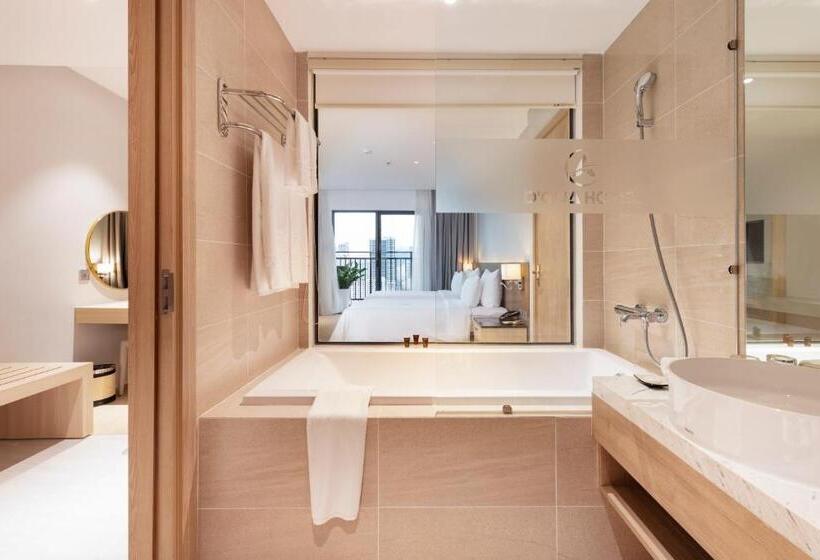 Premium Room Side Sea View, Dqua