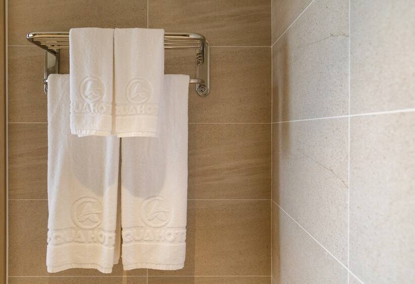 سوییت اجرایی, Dqua