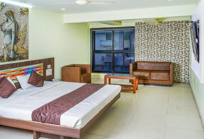 Chambre Deluxe, Lals Plaza